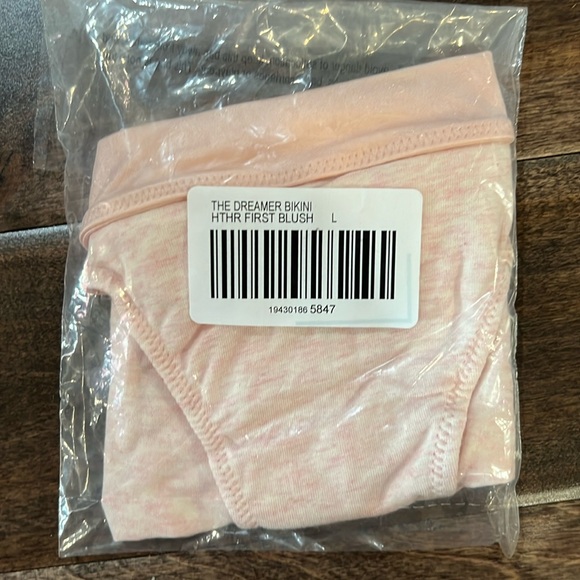 3 pair Soma TellTale Dreamer Bikini - Picture 4 of 10